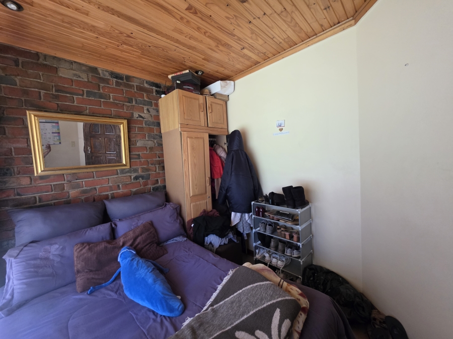 4 Bedroom Property for Sale in Pellissier Free State